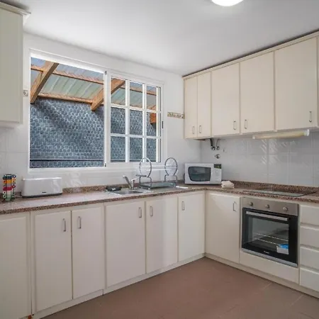 Casa Giri * Relogio do Poiso