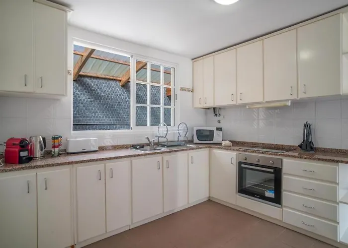 Casa Giri * Relogio do Poiso